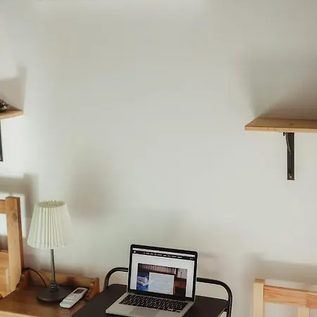 Het Fenyo Vendeghaz / Seven Pines House